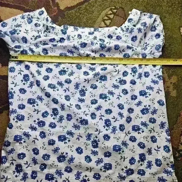 Banana republic medium blue&white floral cotton off the shoulder top - Picture 3 of 6